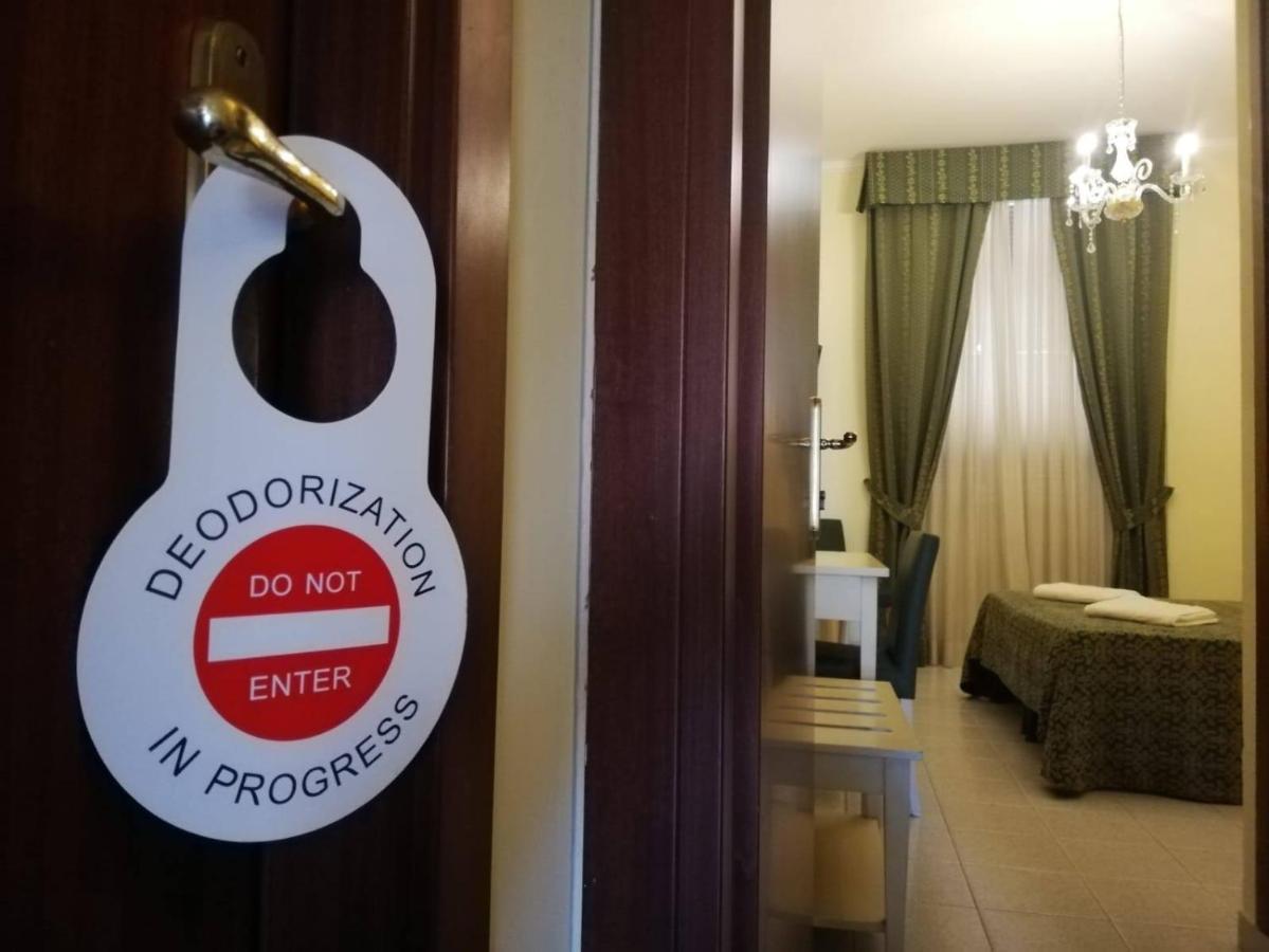 Double Room,1209546160:JPEG