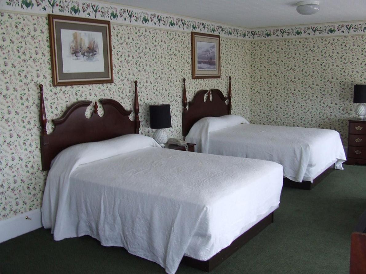 Standard Queen Room with Two Queen Beds,1089016591:JPEG