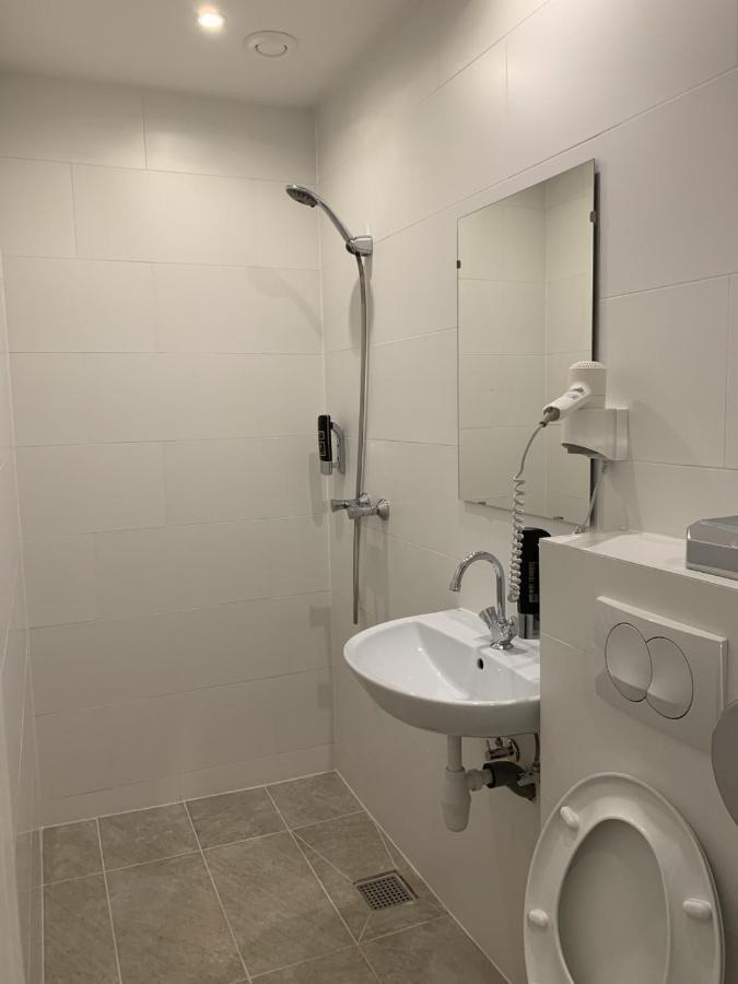 Cama en habitación compartida mixta de 6 camas