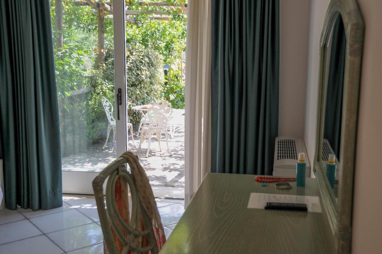 Superior Double or Twin Room Garden View