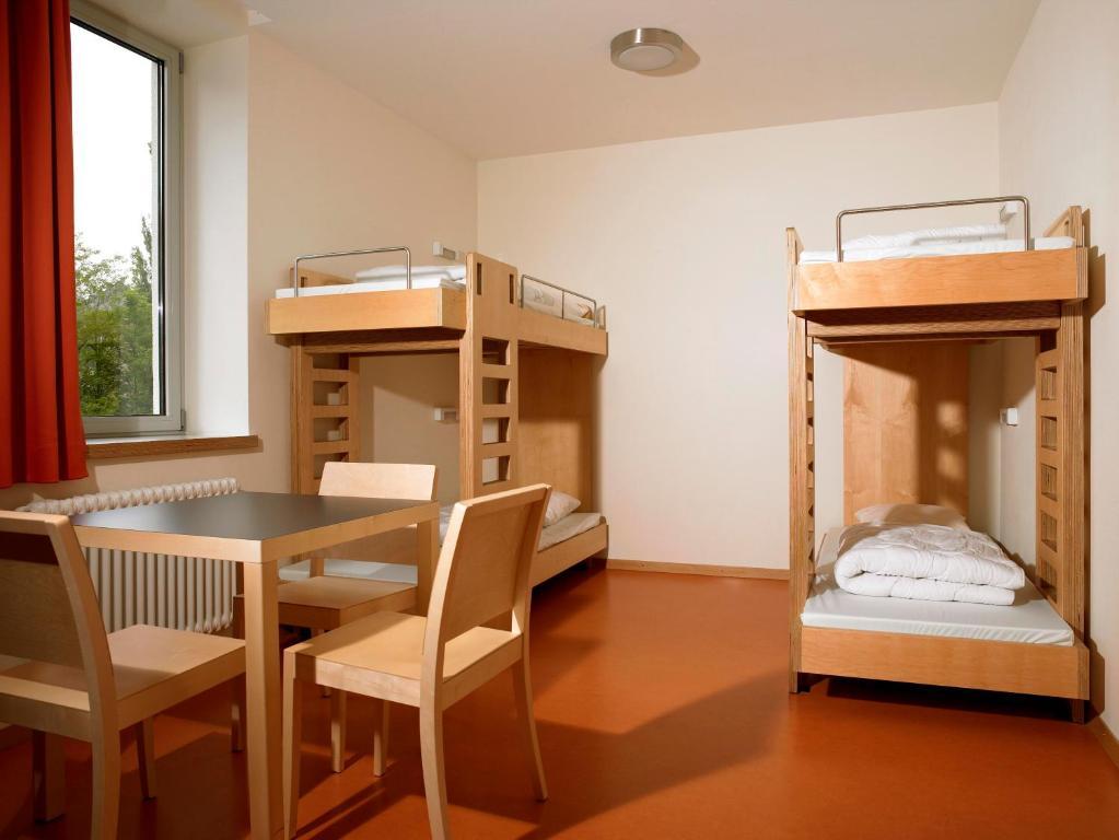 Eenpersoonsbed in Slaapzaal voor Mannen