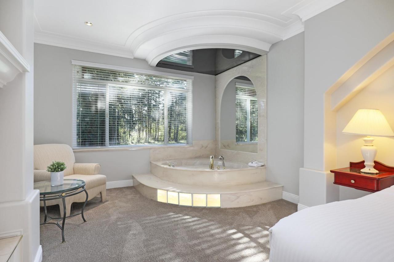 One-Bedroom Suite Whirlpool,1089439722:JPEG