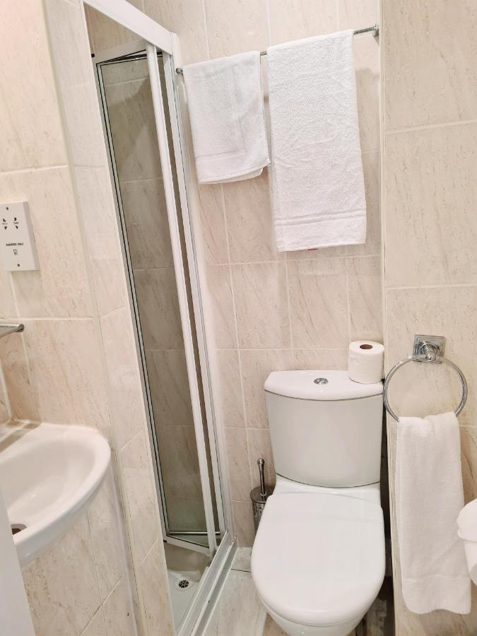 Single Room,1136851015:JPEG