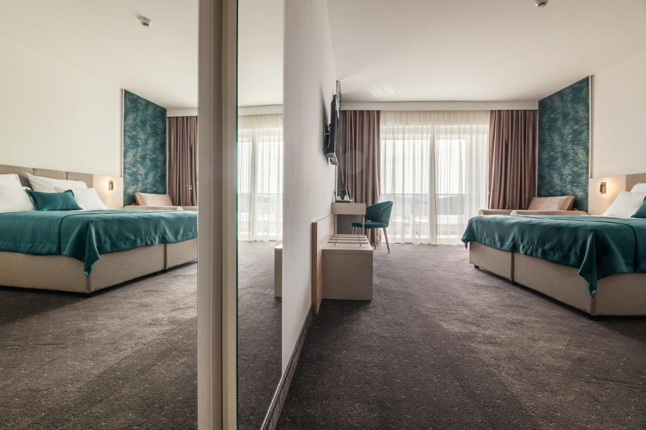 Superior Doppel- oder Zweibettzimmer mit Meerblick