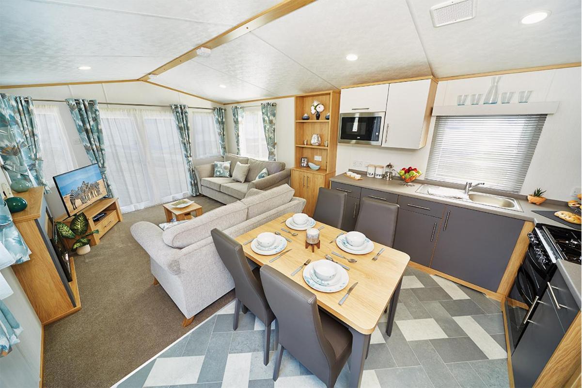 4 Berth Luxury Caravan