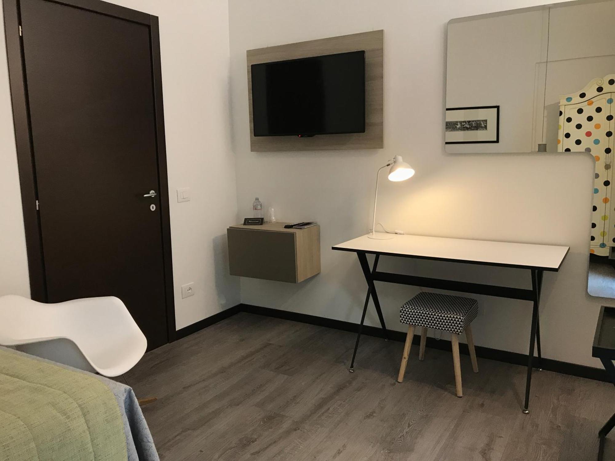 Superior Single Room