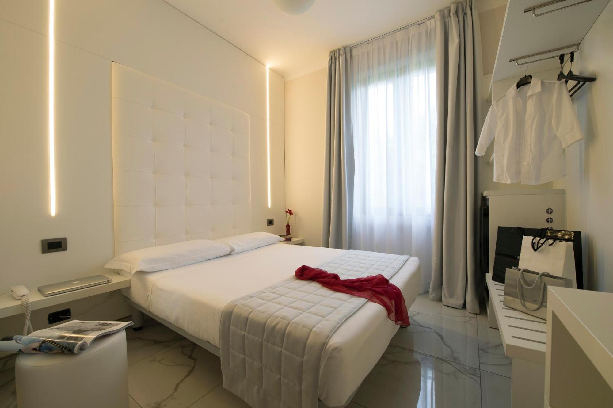 Standard Double Room,1209257575:JPEG