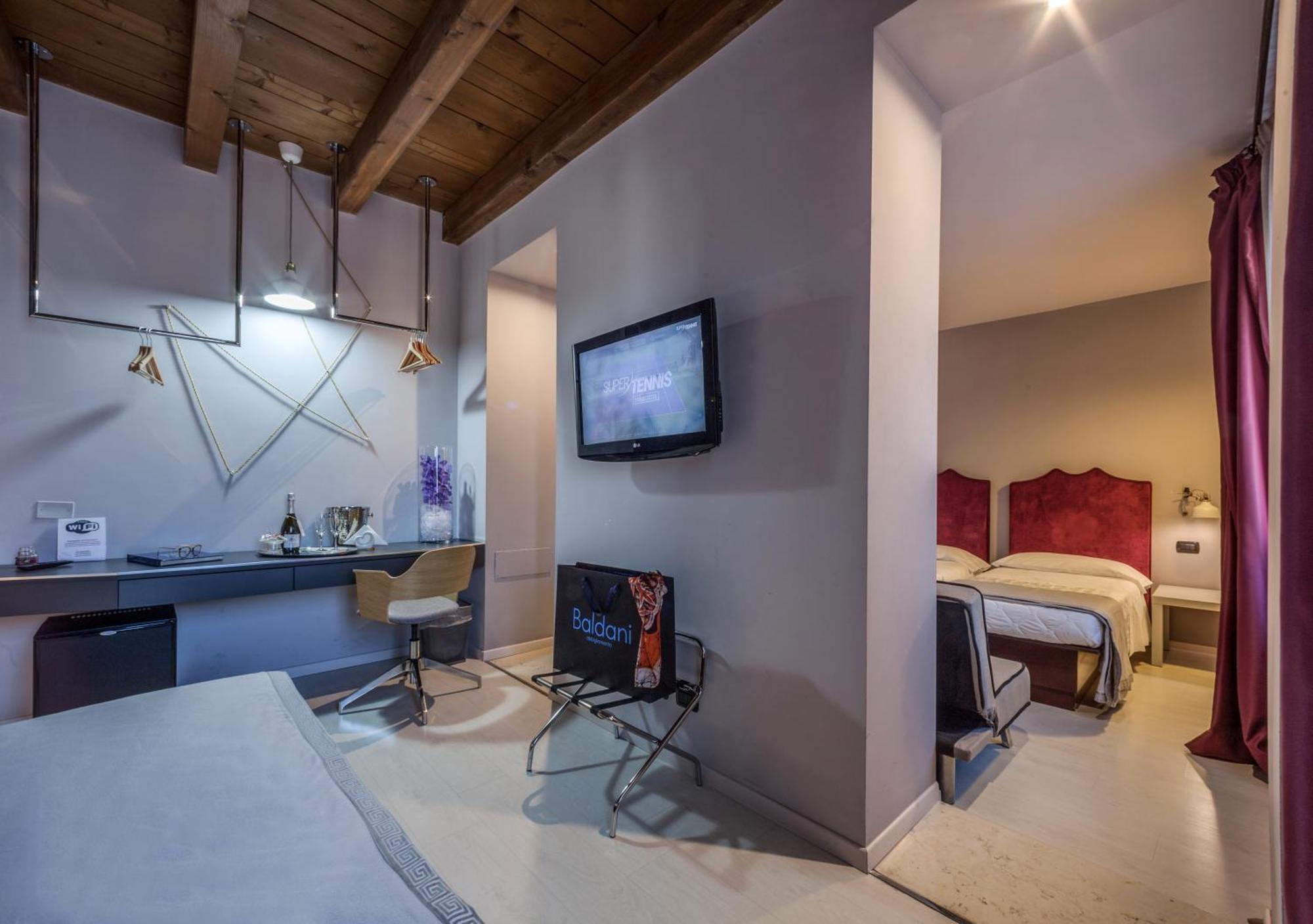 Superior Quadruple Room,1209379165:JPEG