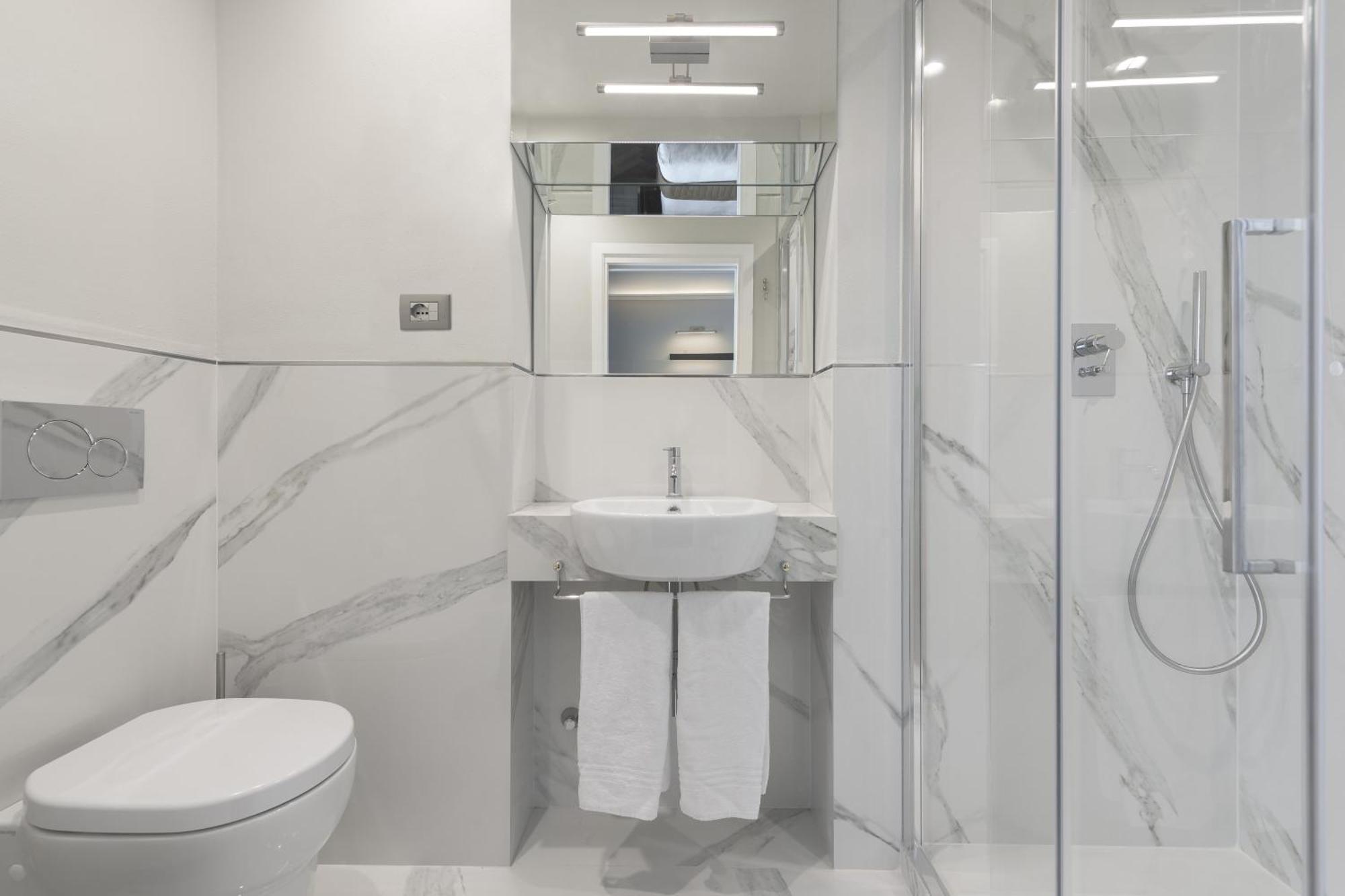 Design Double or TwinRoom
