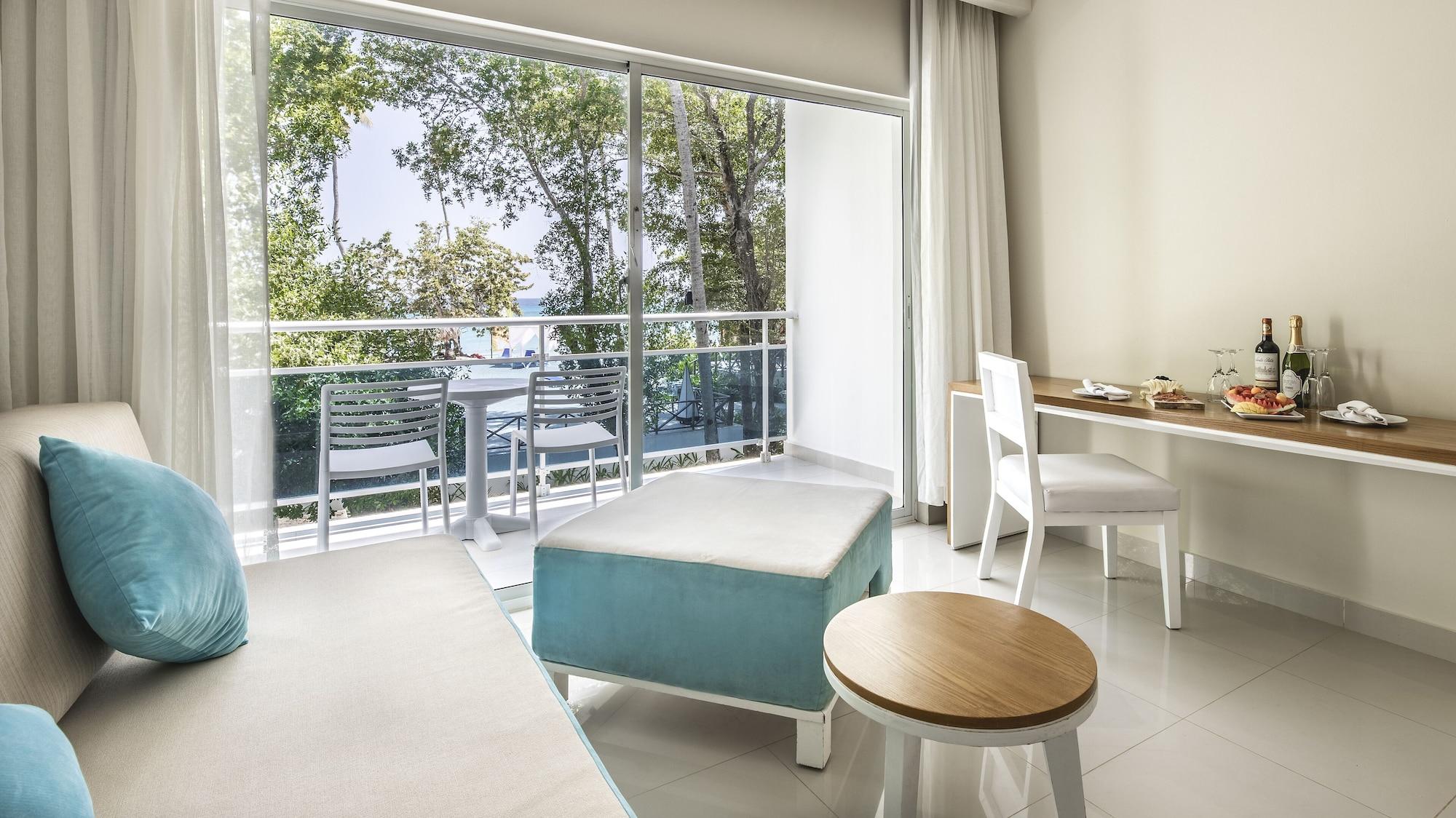 Suite Júnior Principal com Vista Mar - Clube Adultos (1 Adulto)