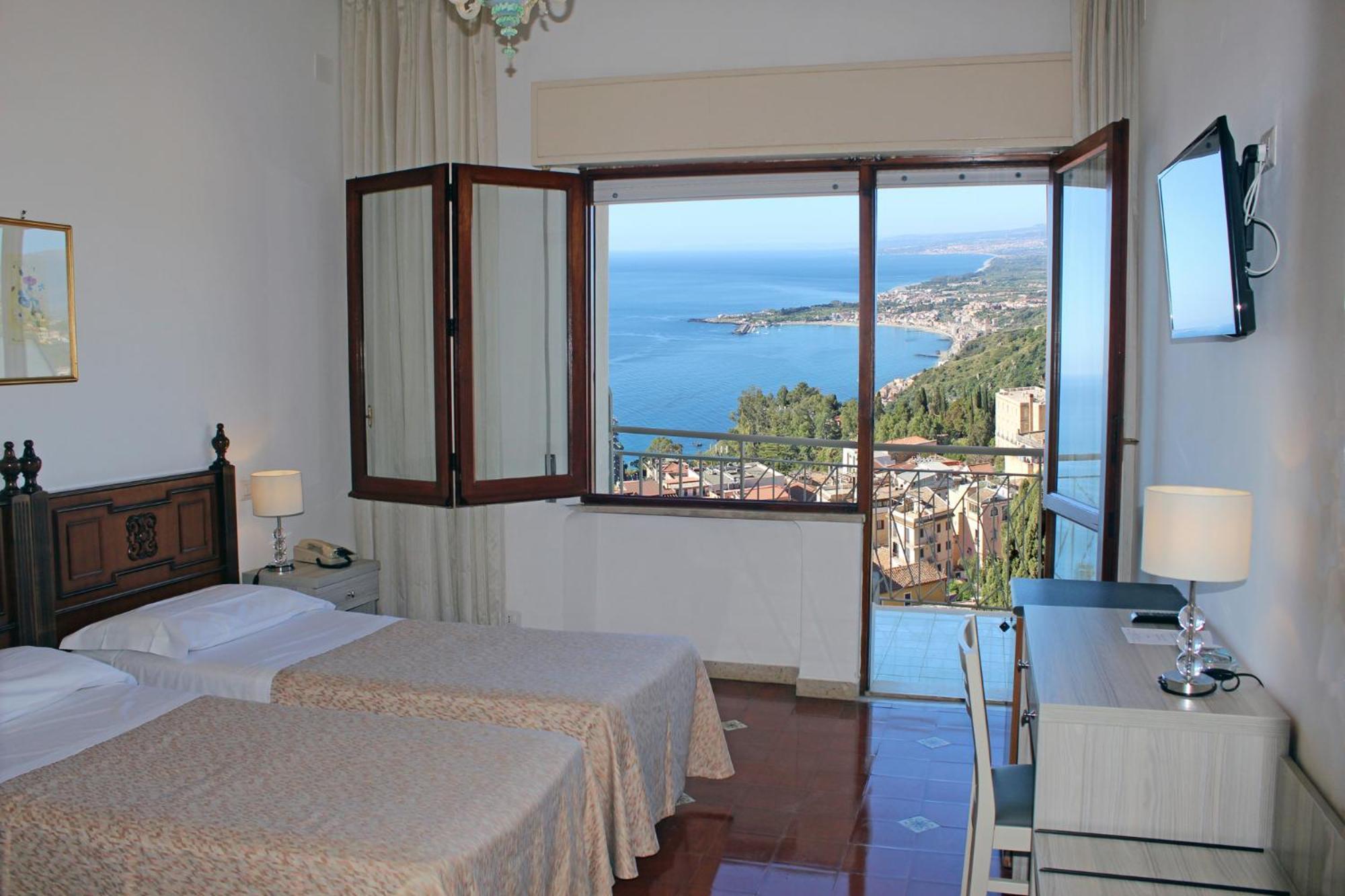 Double or Twin Room Balcony Sea View