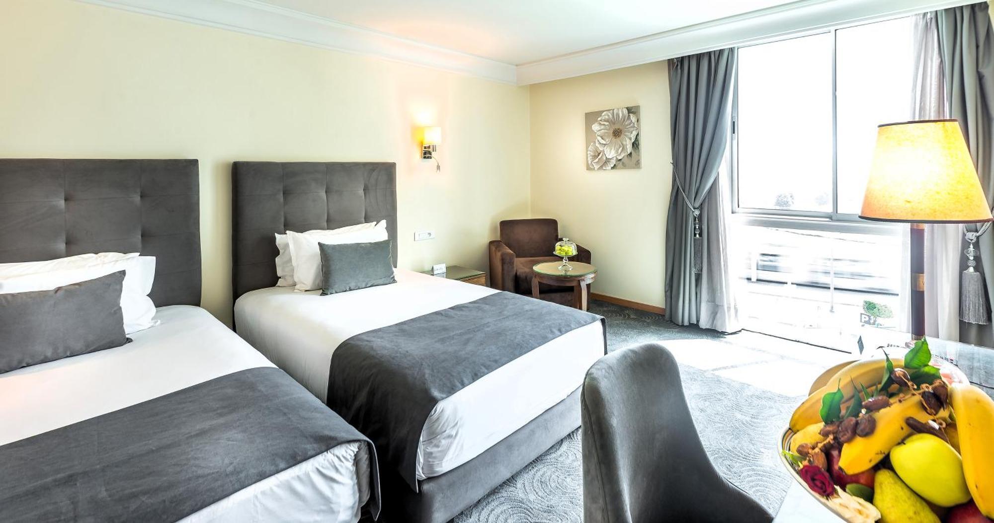 Deluxe Doppel-/Zweibettzimmer