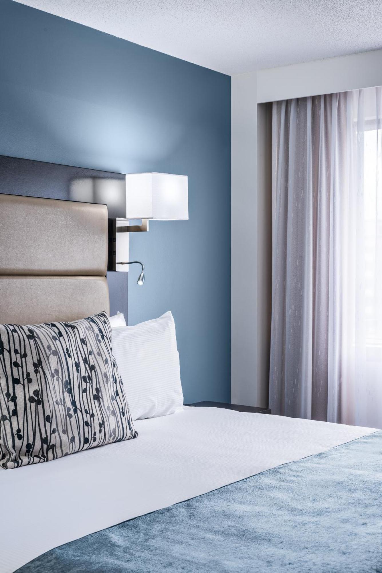Bachelor Suite with Two Queen Beds,1212530830:JPEG