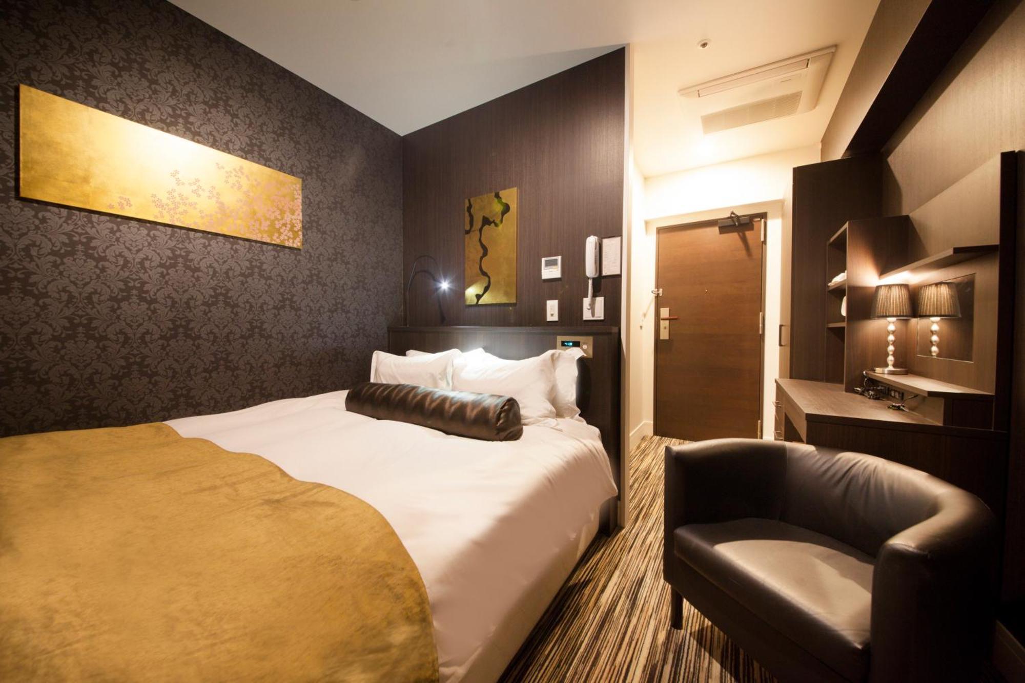 Standard Queen Room - Non-Smoking,1213249705:JPEG