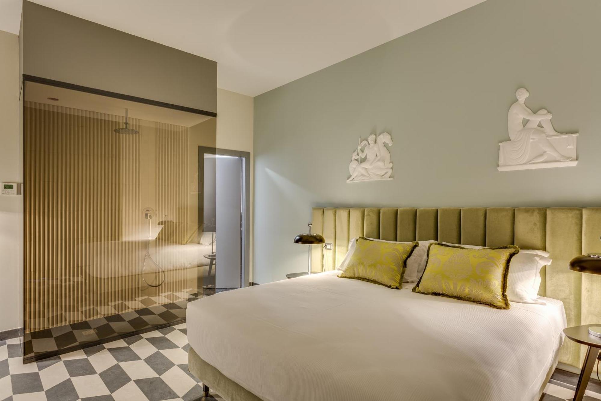 Superior Double or Twin Room,1216188589:JPEG