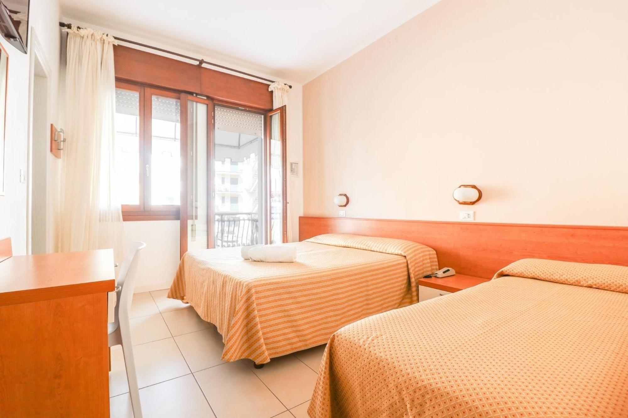 Triple Room with Pool View,1216376452:JPEG