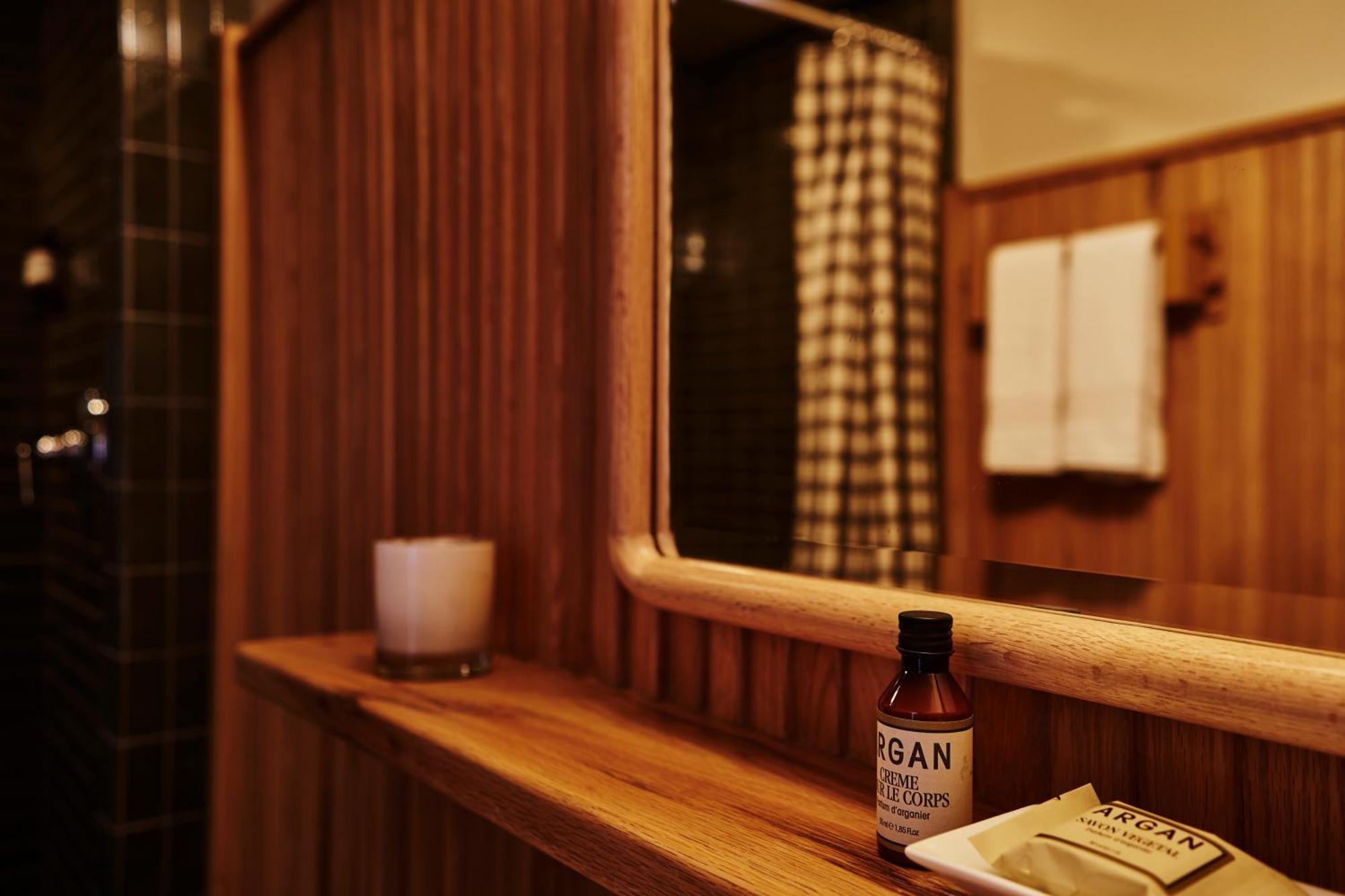 Single Room,1216880674:JPEG