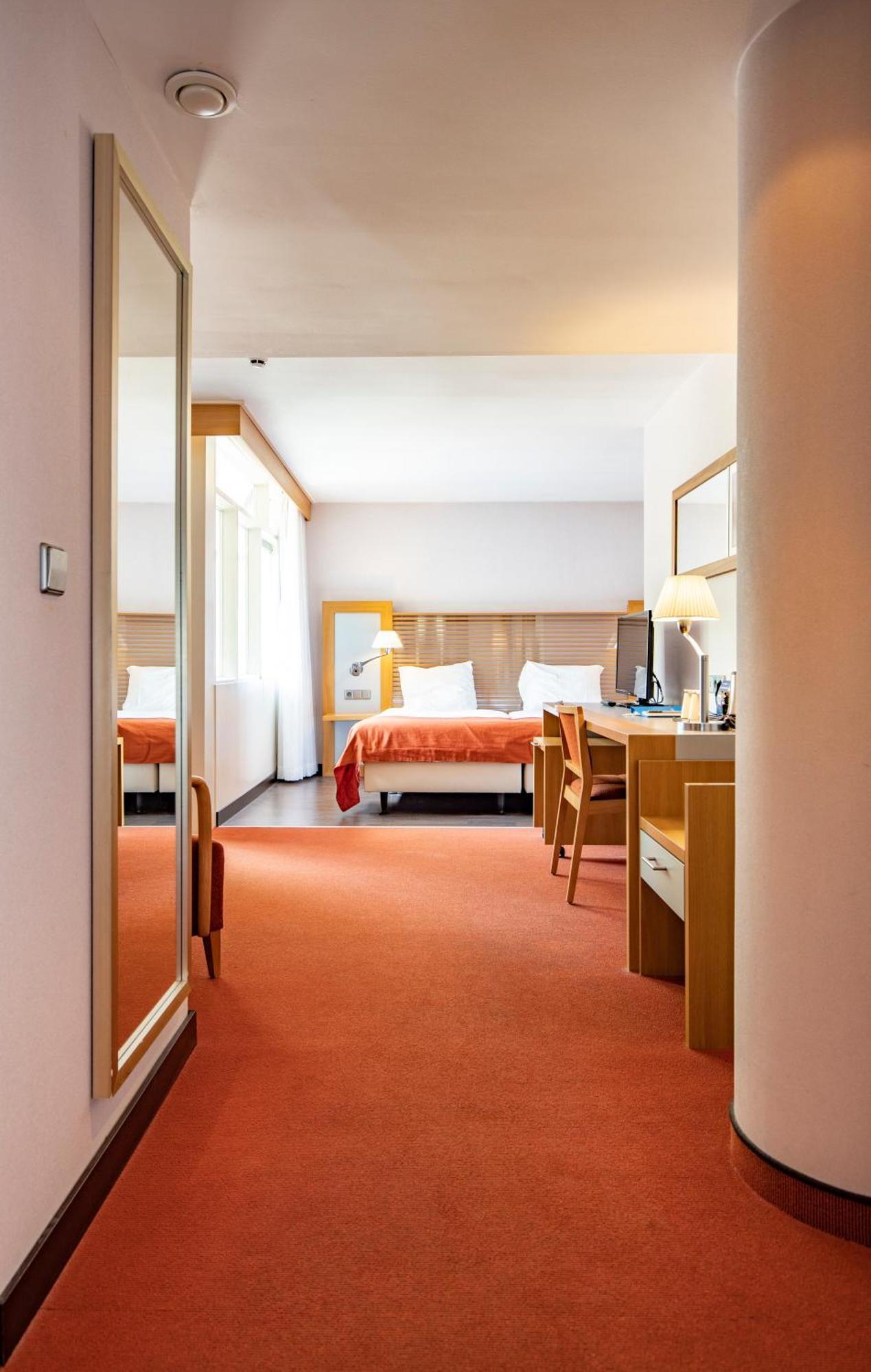 Superior Double Room,1216970515:JPEG