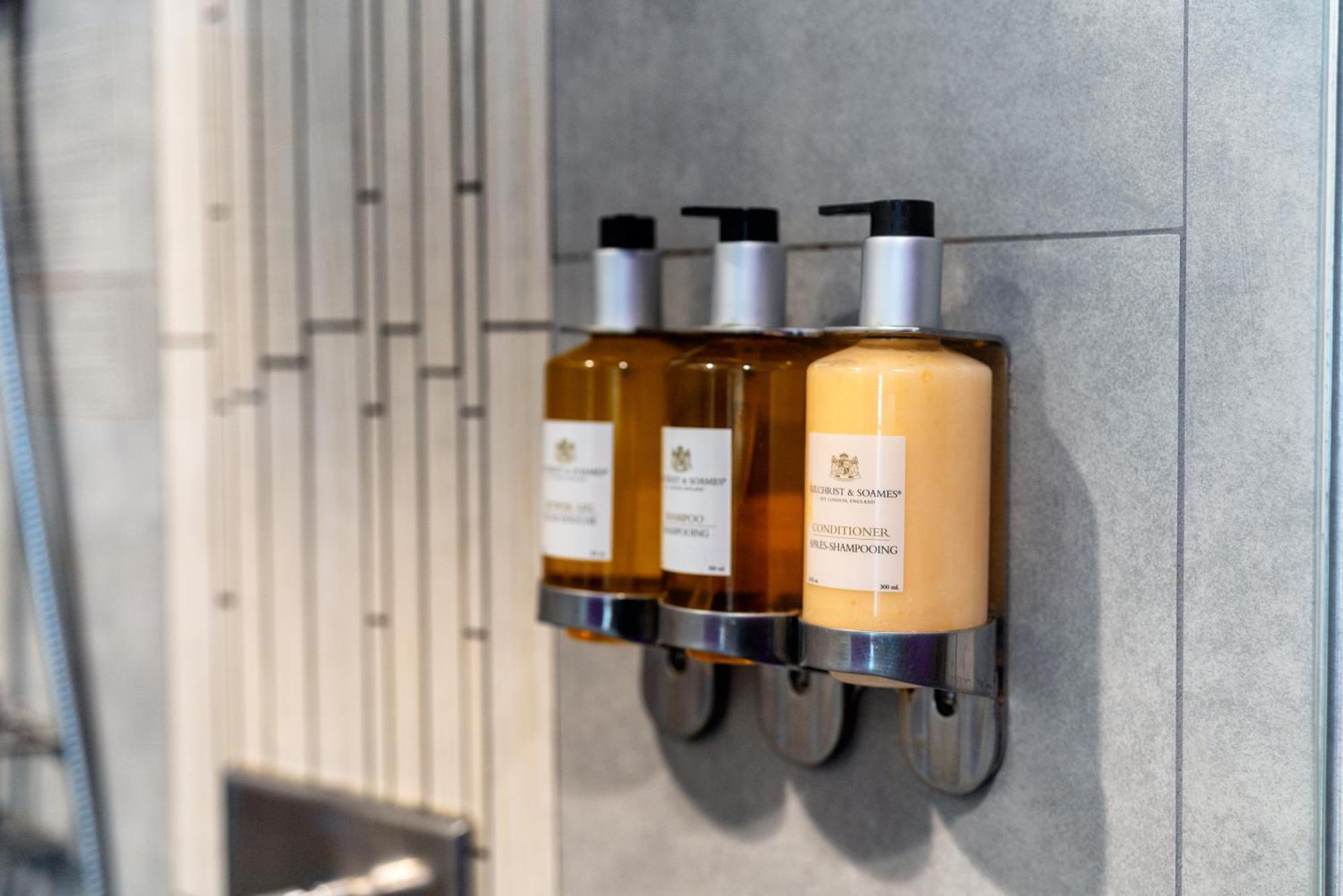 Queen Suite,1448664334:JPEG