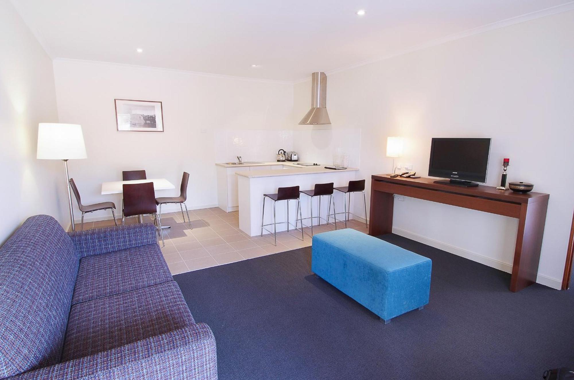 One-Bedroom Apartment,1220337928:JPEG