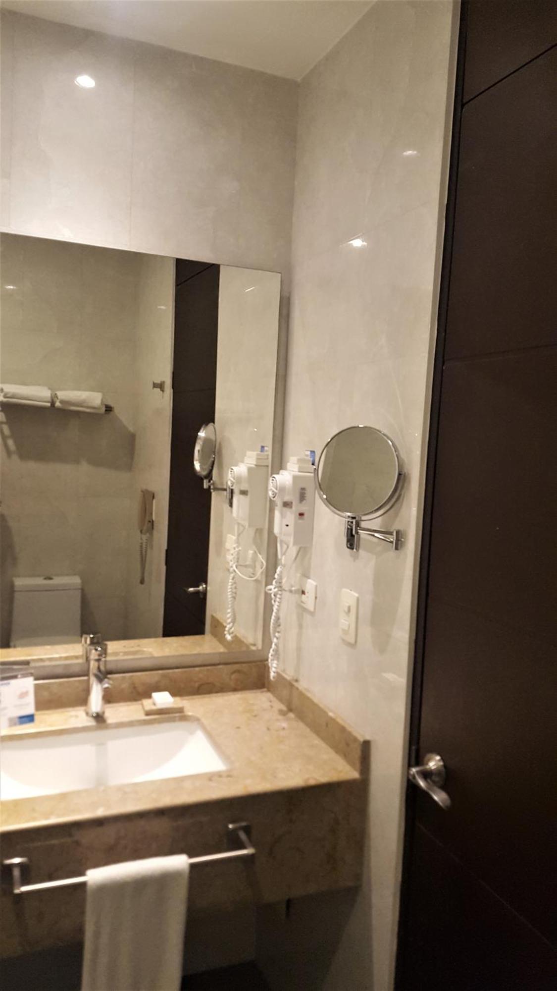 Junior Suite,185583636:JPEG