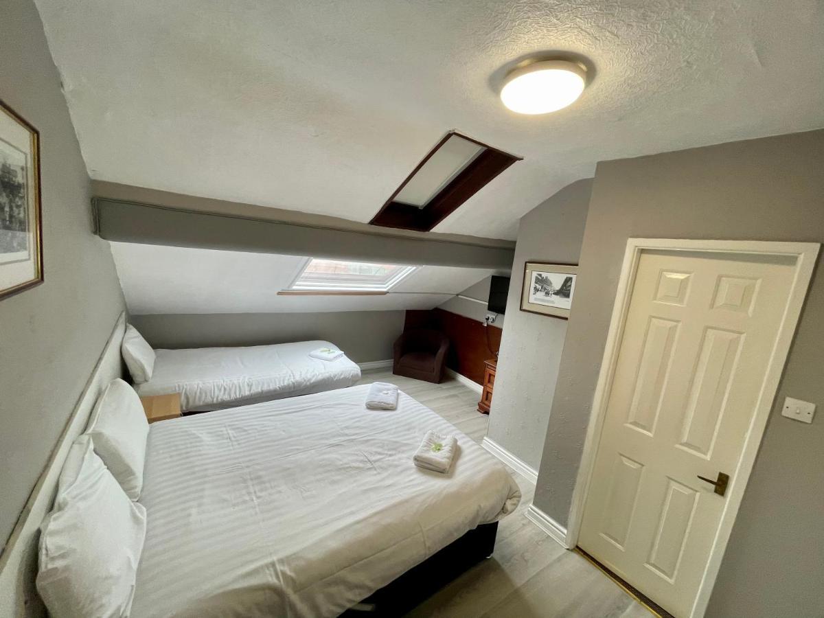 Budget Triple Room