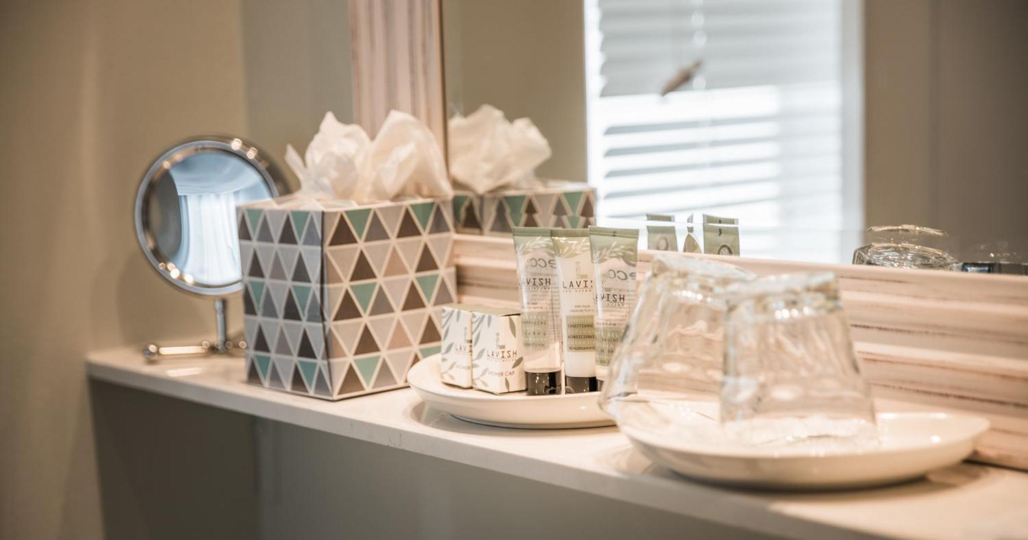 King Room,1227264767:JPEG