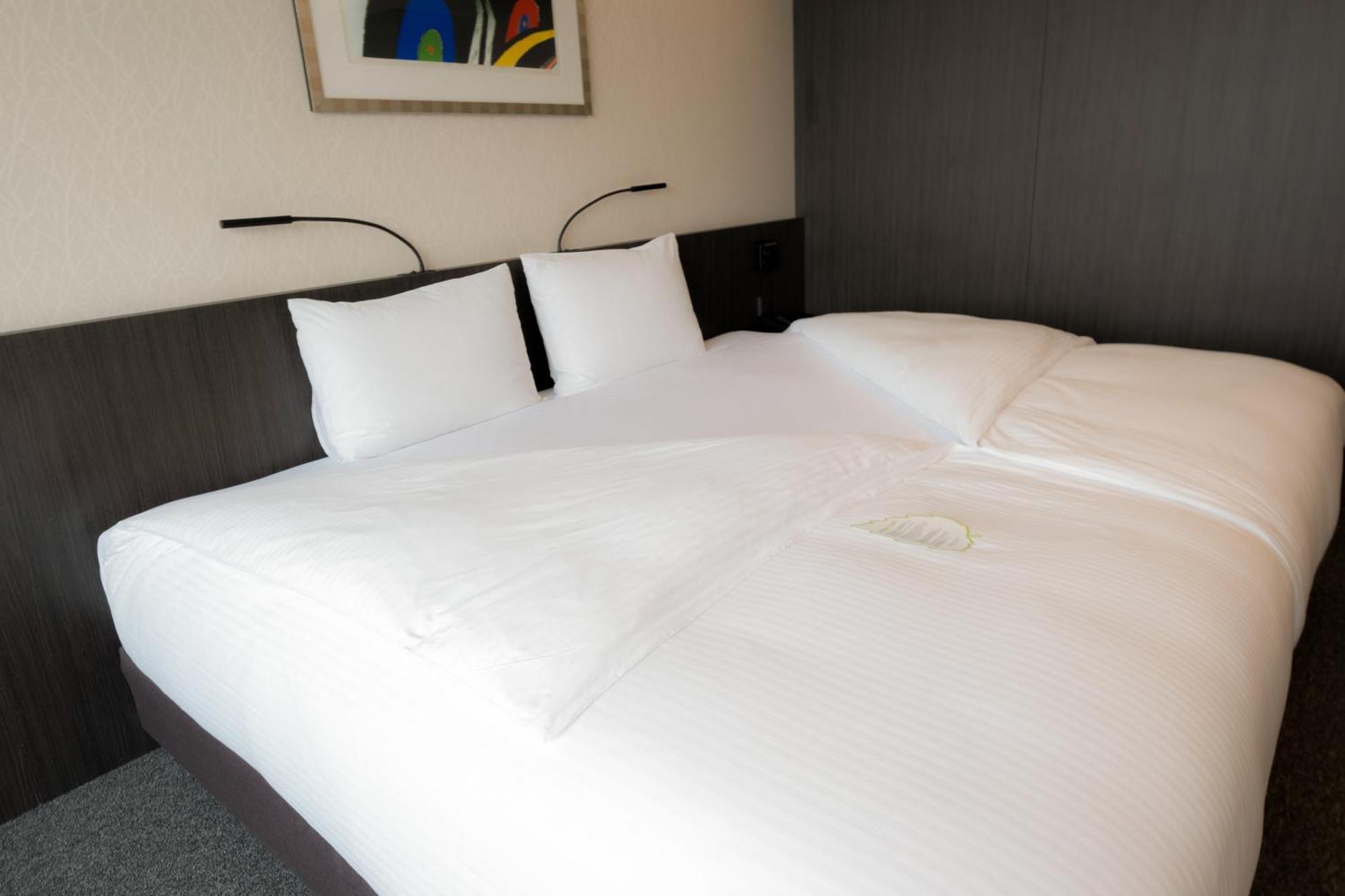 Hollywood Double Room,1228643480:JPEG