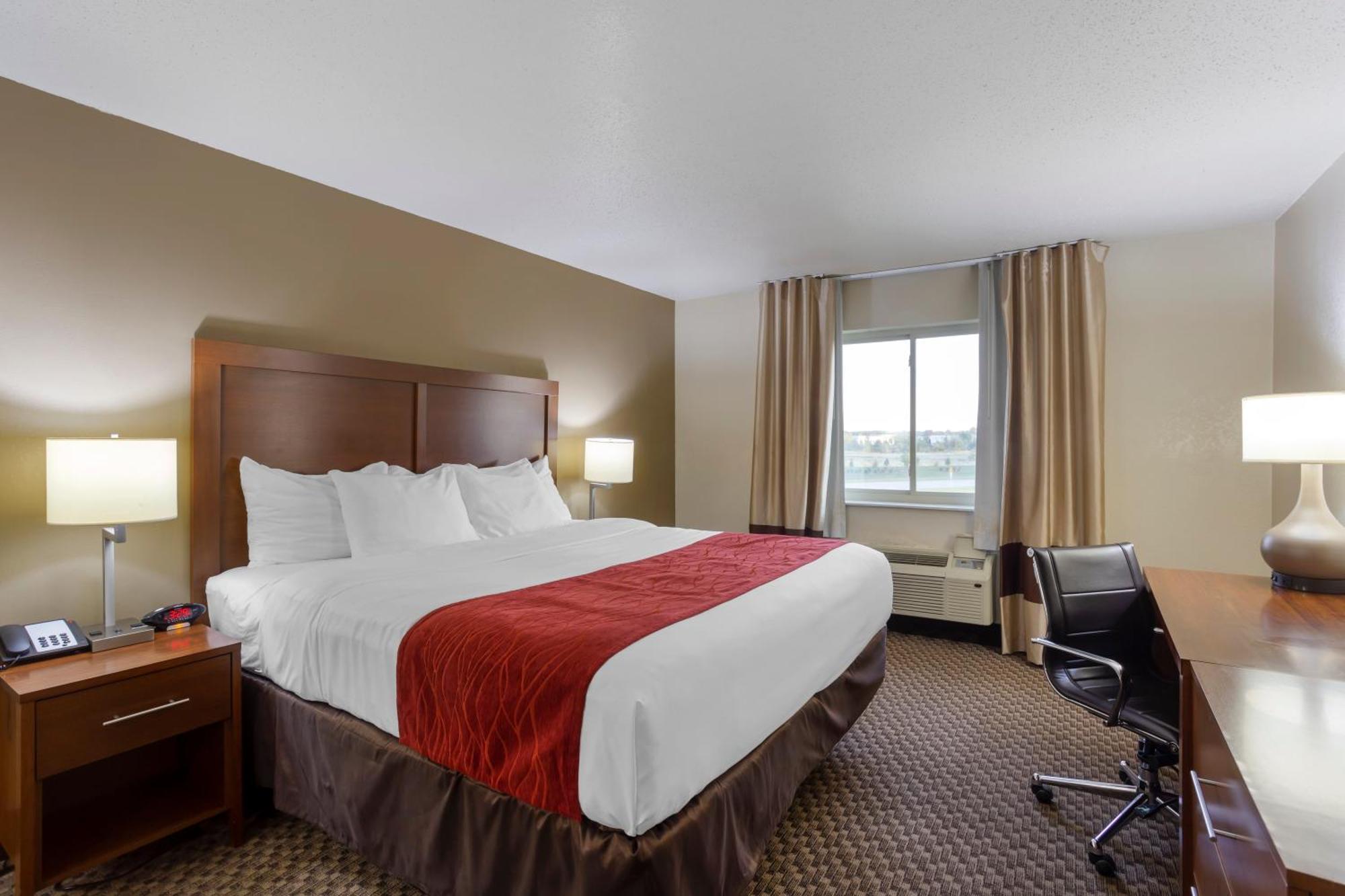 Superior King Room - Non-Smoking