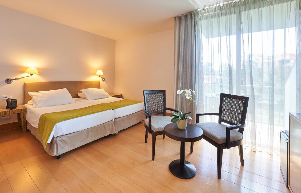 Twin Room with Side Sea View