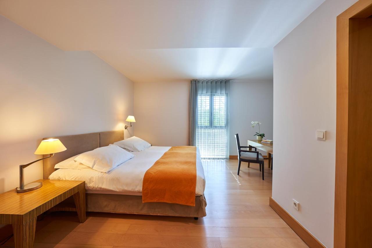 Twin Room Land View