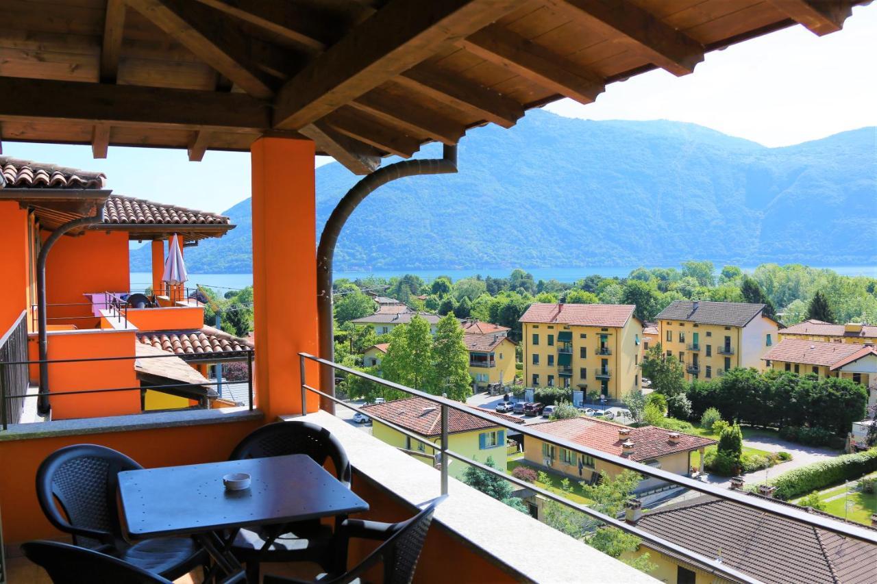 One-Bedroom Apartment Lake View