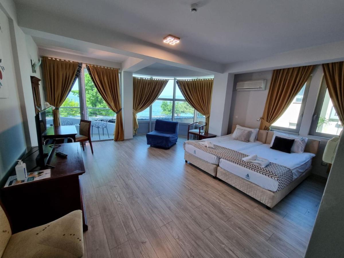 Superior Double Room with Lake View and Balcony,1257157681:JPEG
