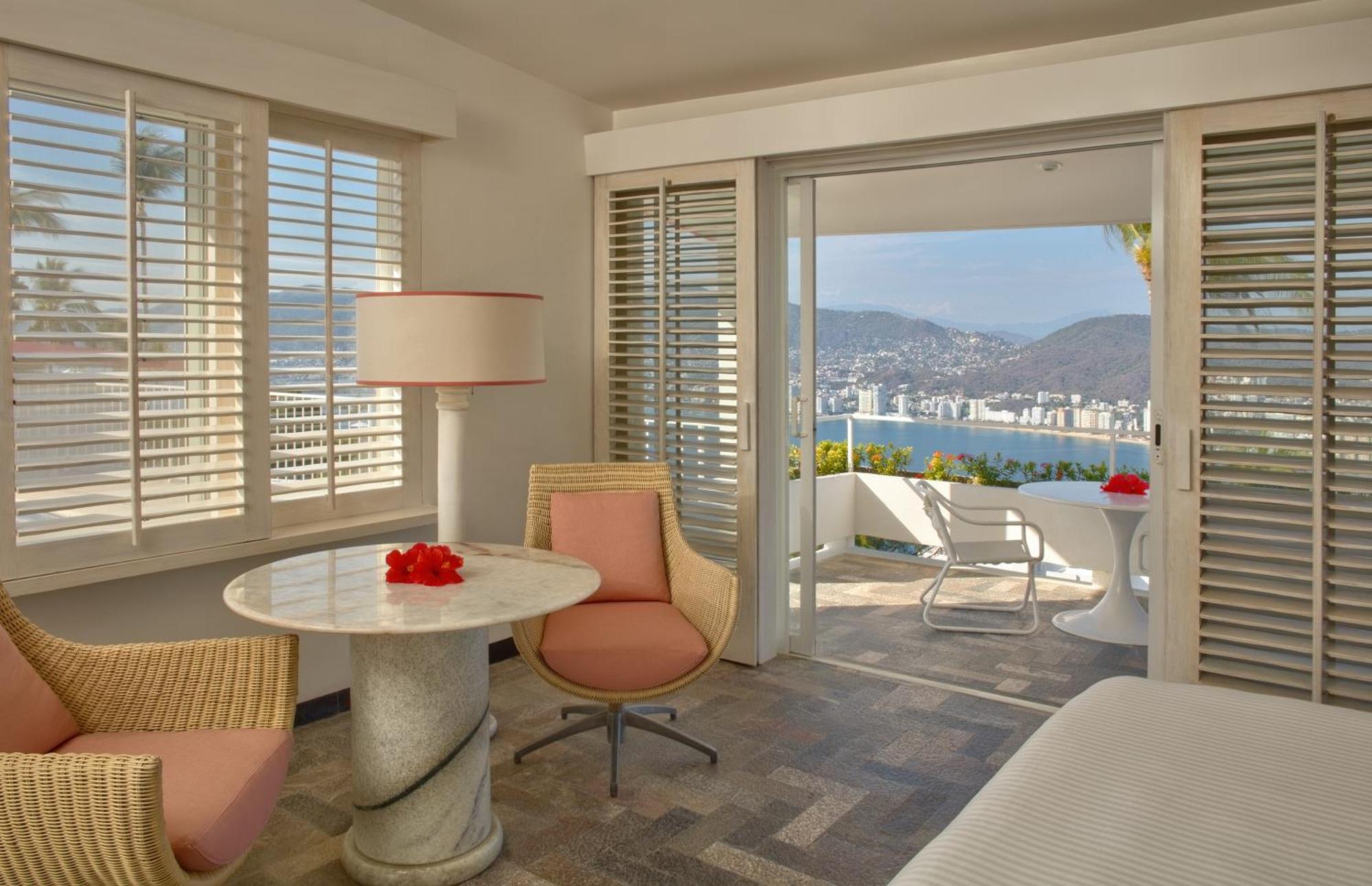 Private Pool Casita King Bed