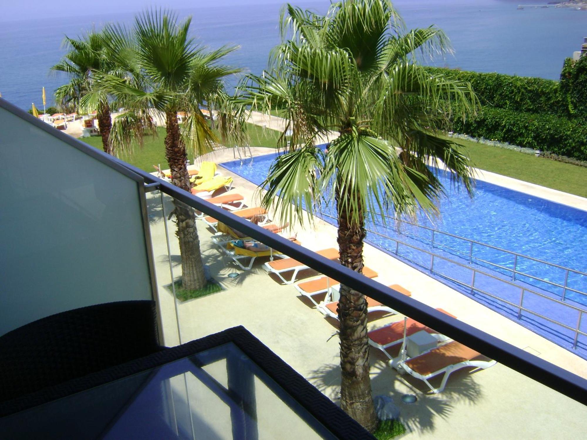 Double Room Pool View