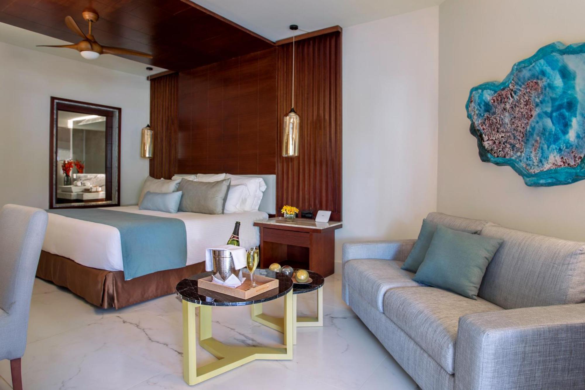 Junior Suite Tropical View King