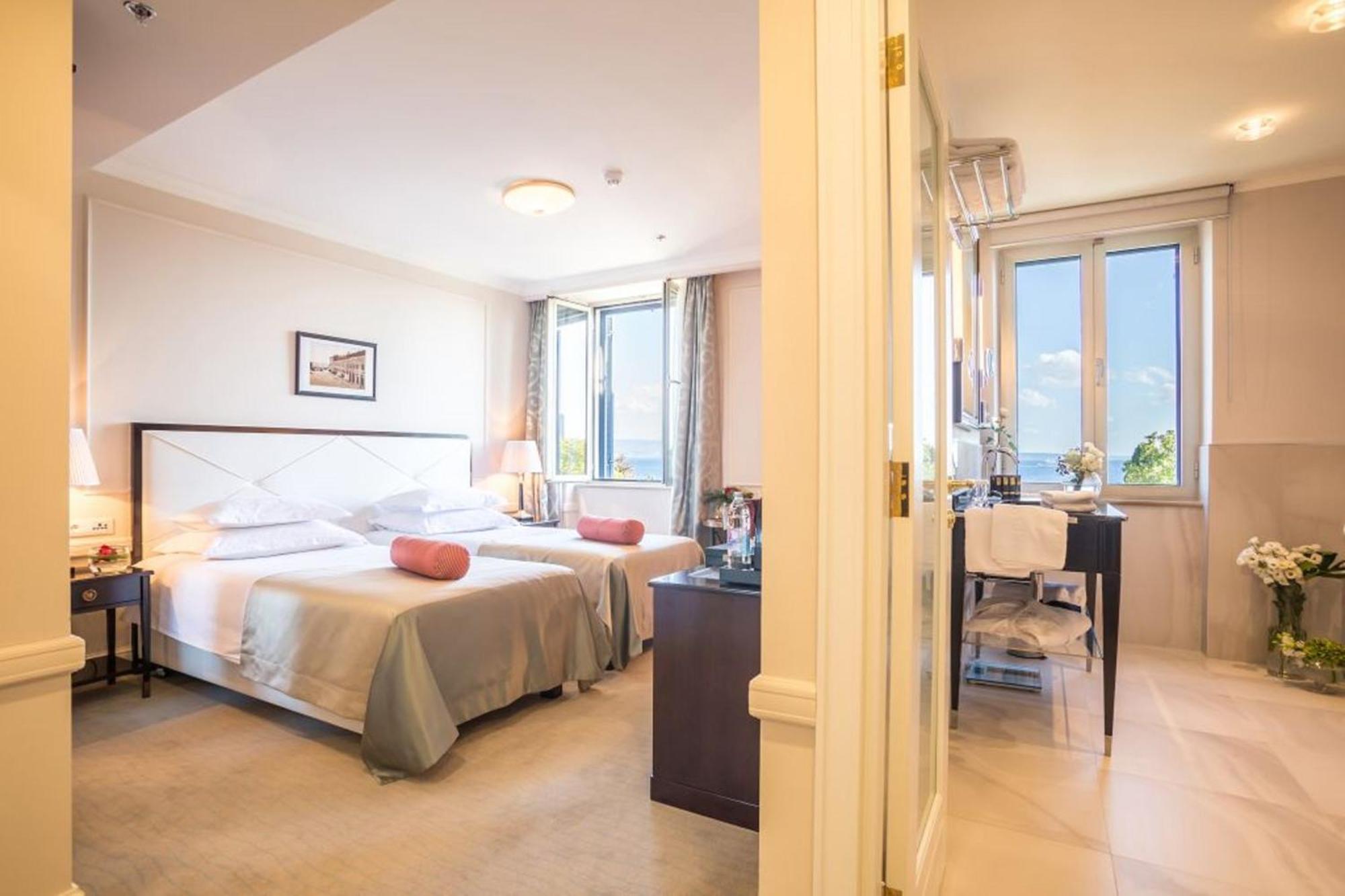 Superior Double Room Sea Side,1602955175:JPEG