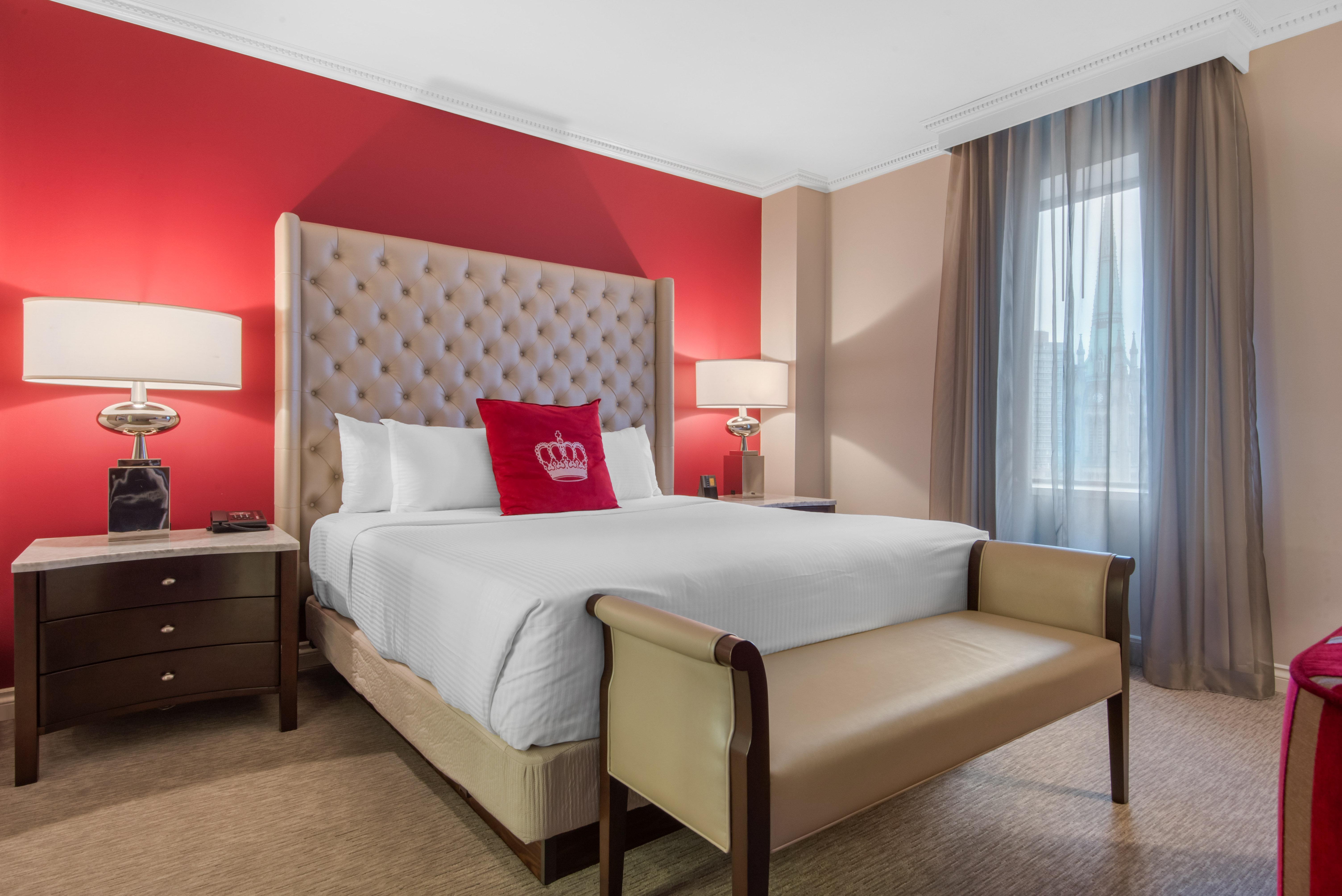 Premier Room 1 King Bed