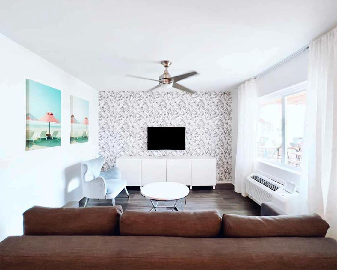 One-Bedroom Suite