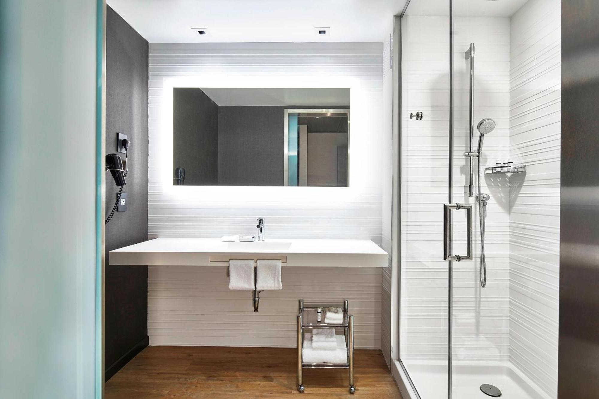 King Room with Sofa Bed,1295838352:JPEG