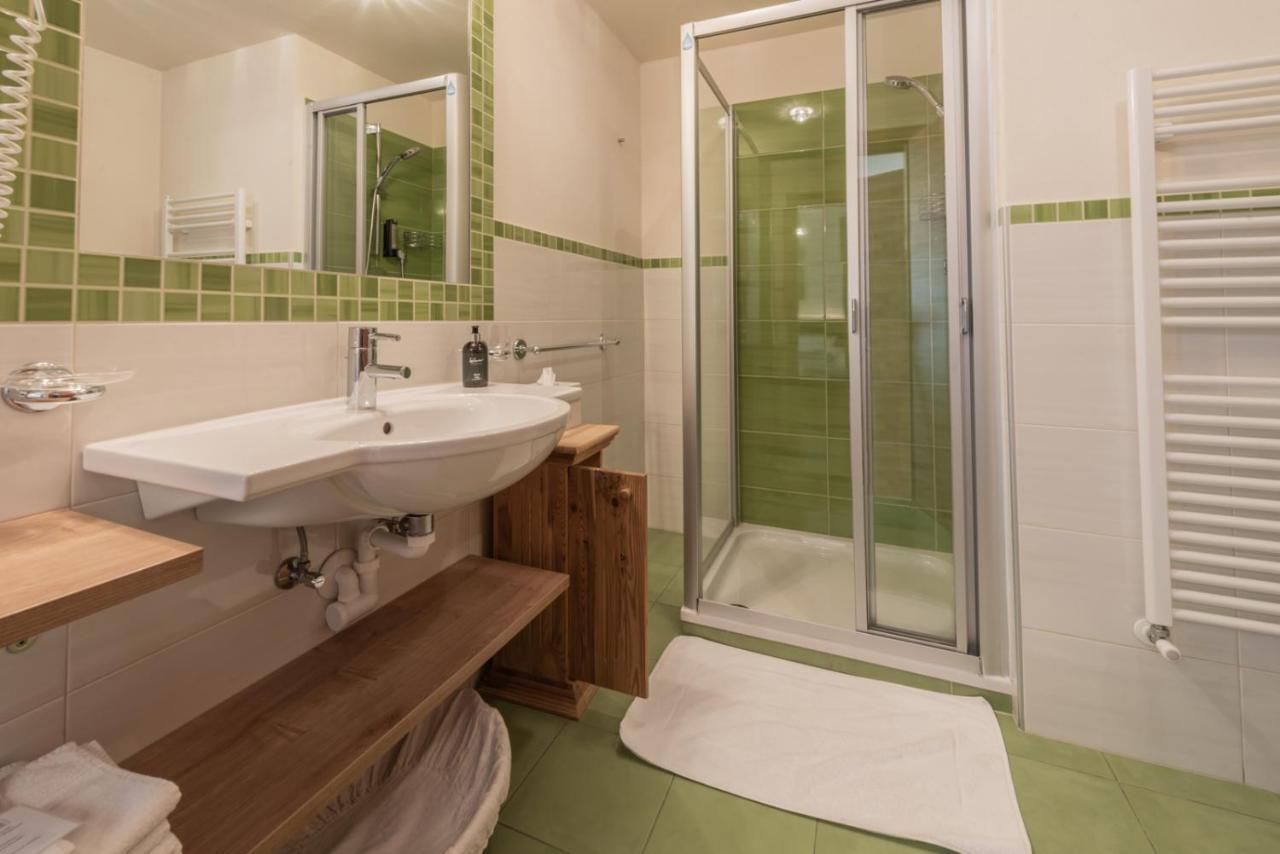 Double or Twin Room,1307299174:JPEG