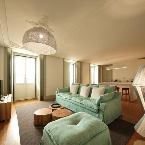 Superior Two-Bedroom Apartment,1311553201:JPEG
