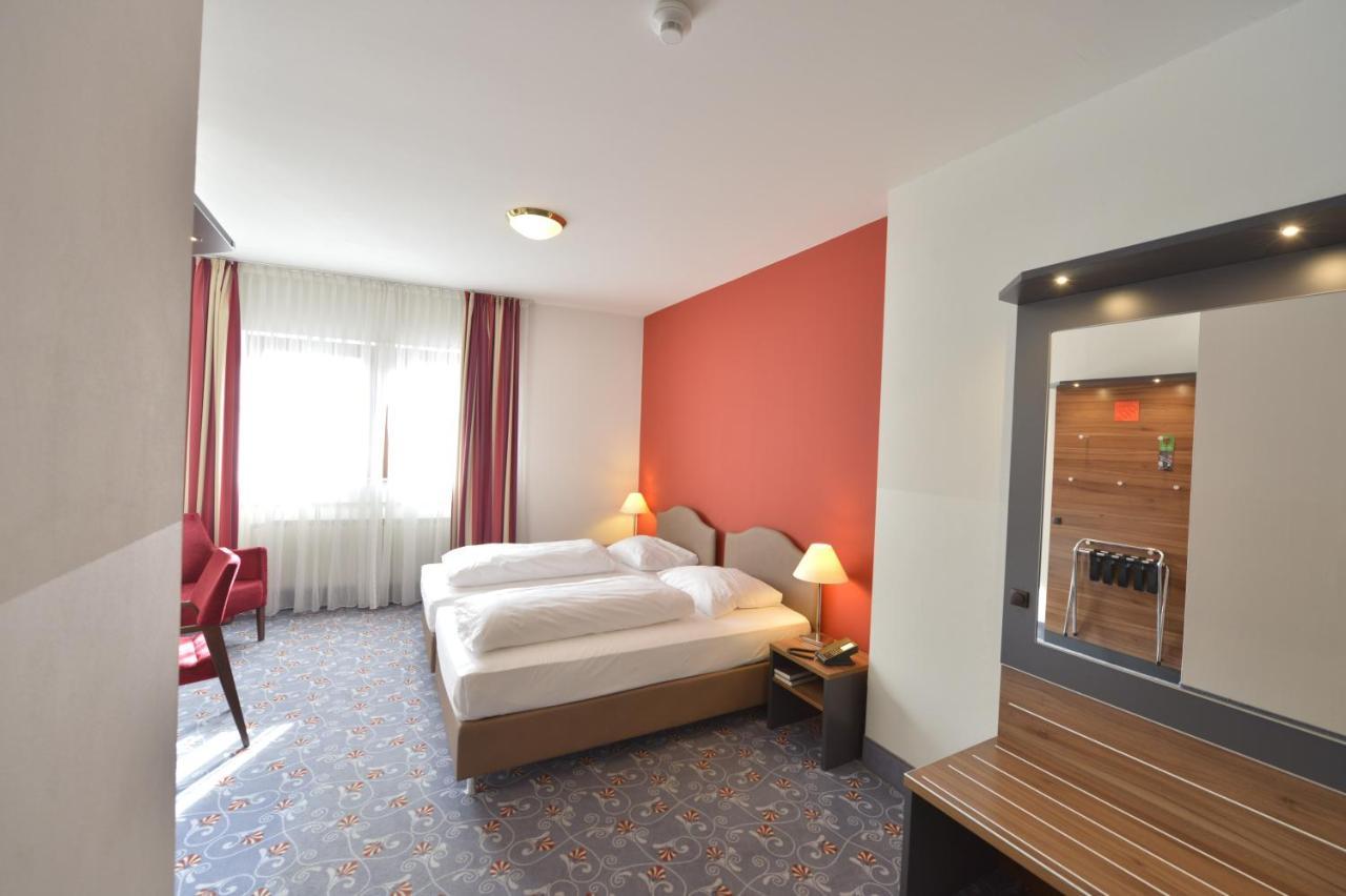 Standard Single Room,1321946812:JPEG