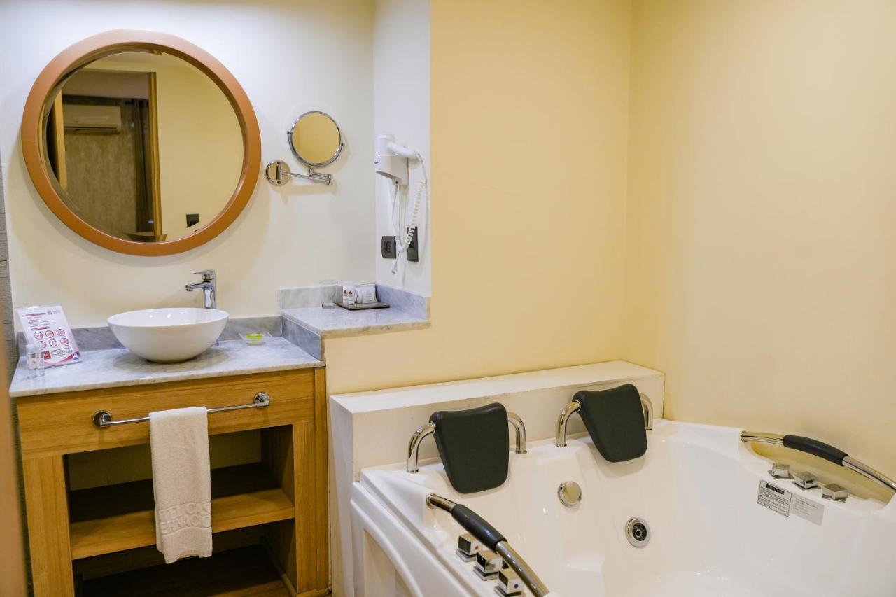 Superior Suite,1345323854:JPEG