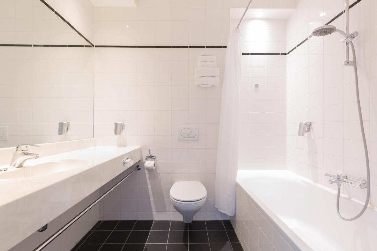 Deluxe Room,1387748171:JPEG