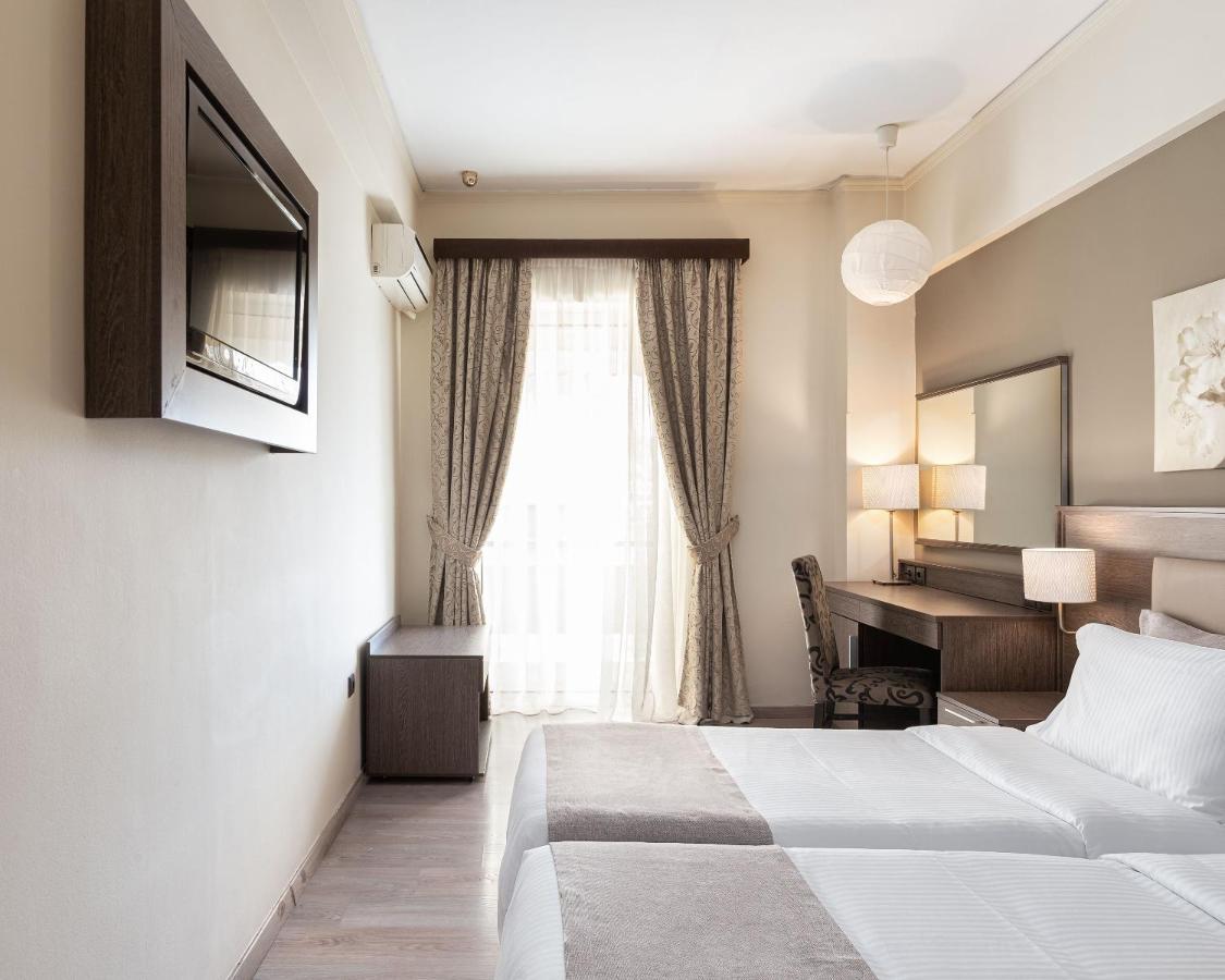 Twin Room with Extra Bed,1366027064:JPEG