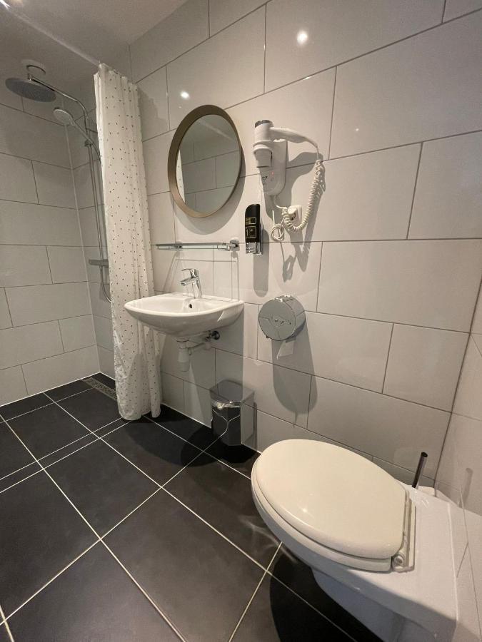 Habitación Familiar con baño privado