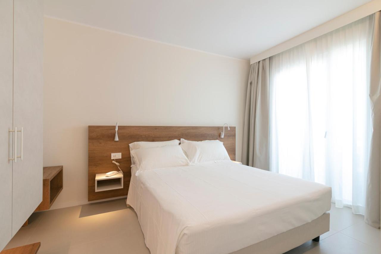 Junior Suite with Sea View,1374131156:JPEG