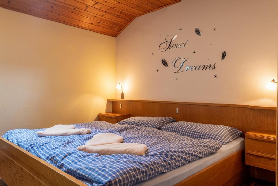 Double Room,1377213764:JPEG