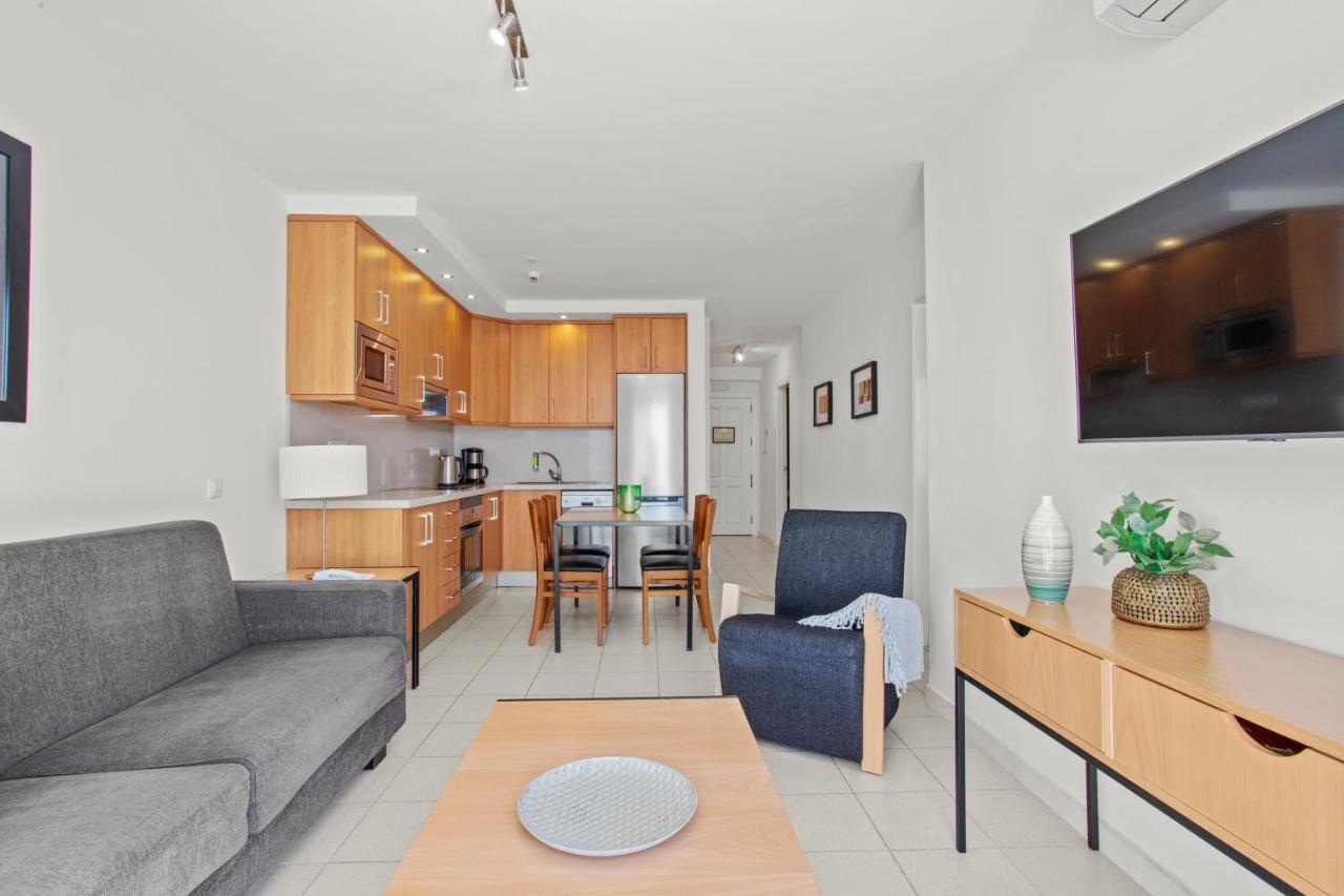2 Bed Apartment Terrace Non-Smoking